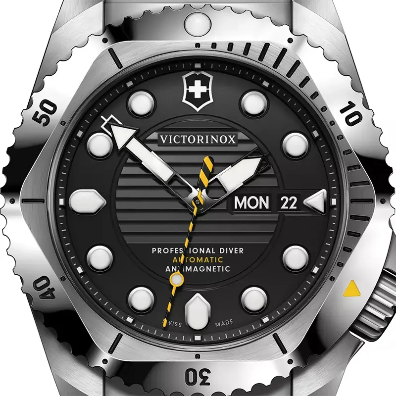Victorinox Swiss Army Dive Pro Automatic Black Dial Men's Watch | 241994